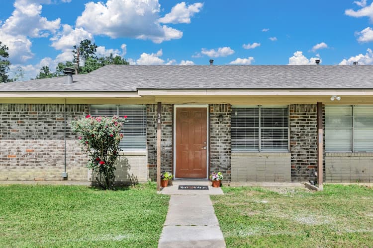 Redland Ridge Apartments in Lufkin, TX
