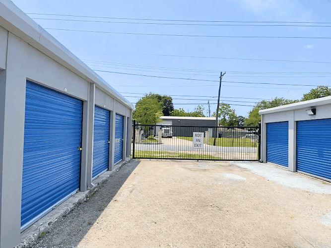 Radiant Storage - Groves