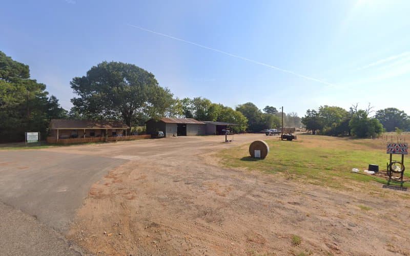 Guadarrama Tractor Repair in Nacogdoches, TX