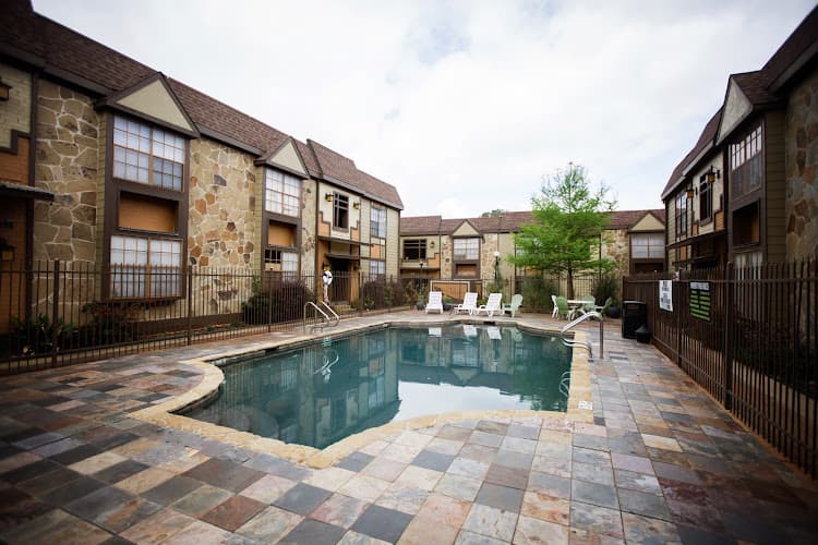Taliesin Apartments in Nacogdoches, TX