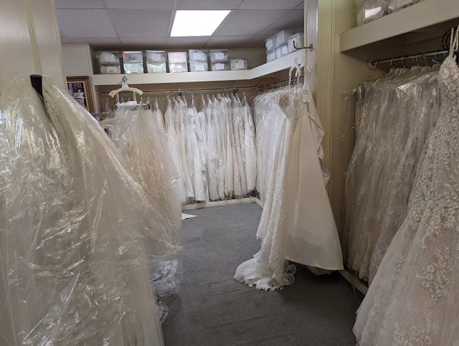 Genie's Bridal & Formal Boutique in Beaumont, TX