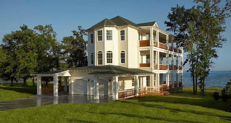 Vacation Home Builders