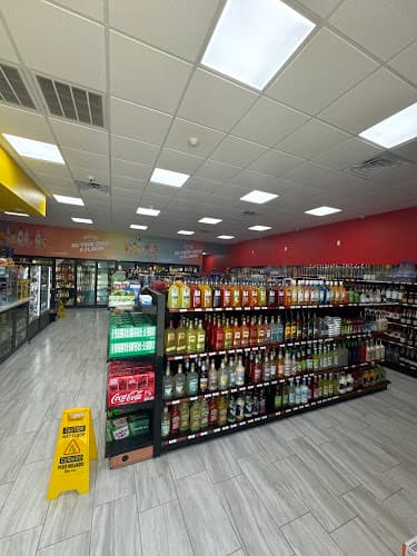 Liquor & Smoke Stop in Beaumont, TX