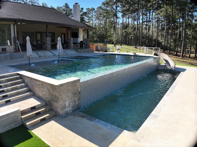 Backyard Breeze Custom Pools
