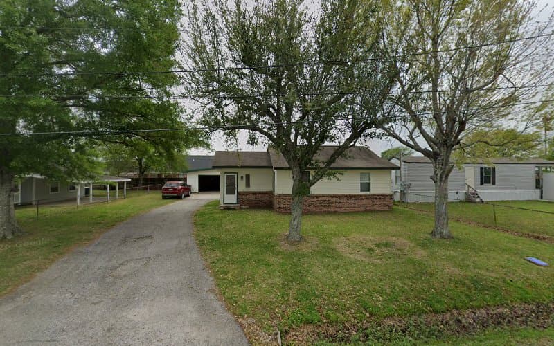 Amelia Lawn Care & Landscaping in Bridge City, TX