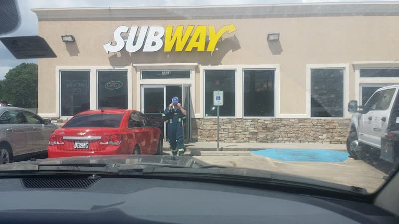 Subway in Groves, TX