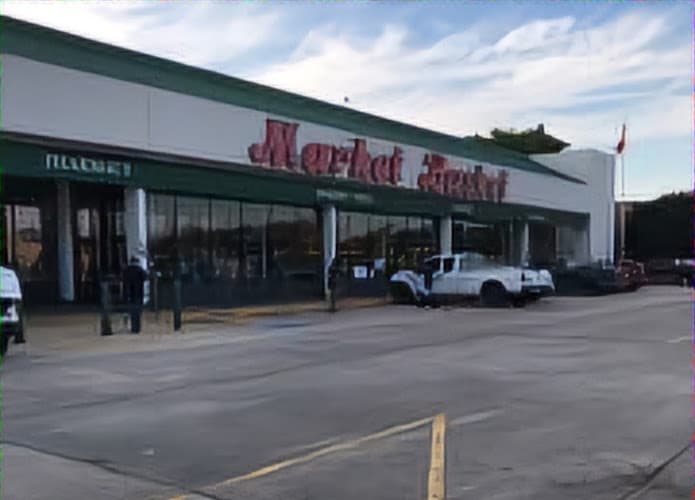 Market Basket Pharmacy in Beaumont, TX