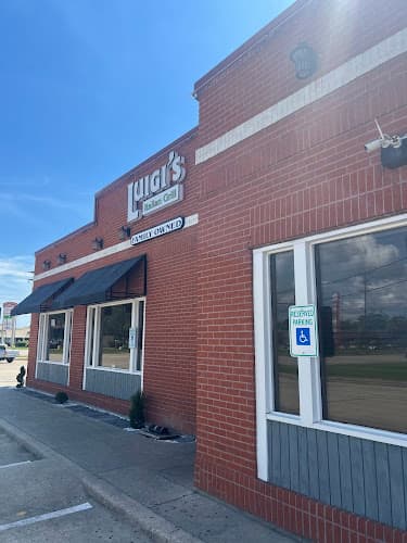 Luigis Italian Grill in Orange, TX