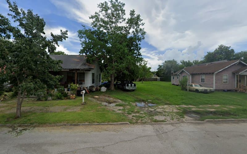 Big Red Cleaning Contractors in Port Arthur, TX