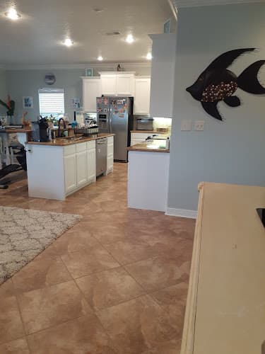 Nelda Swiere Home Cleaning