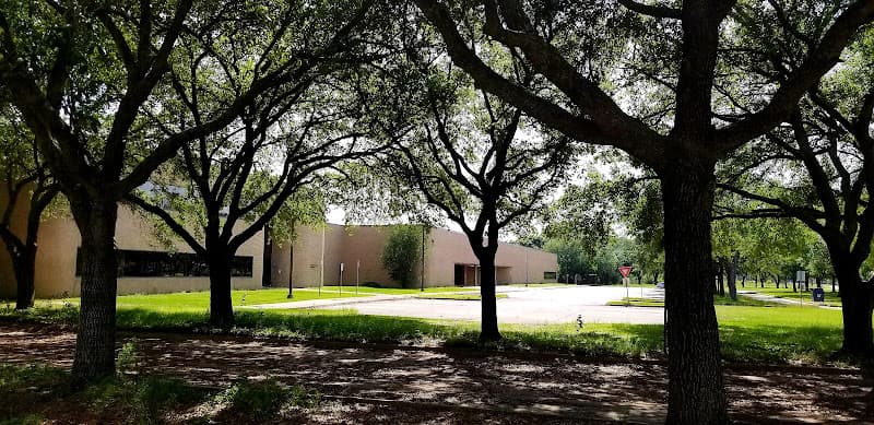 United States Postal Service in Beaumont, TX