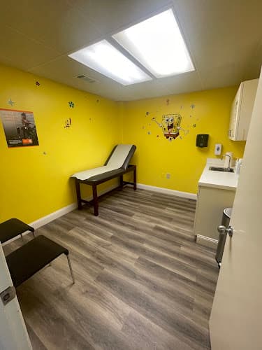 Mid County Pediatrics (Best Pediatric Clinic) in Port Neches, TX