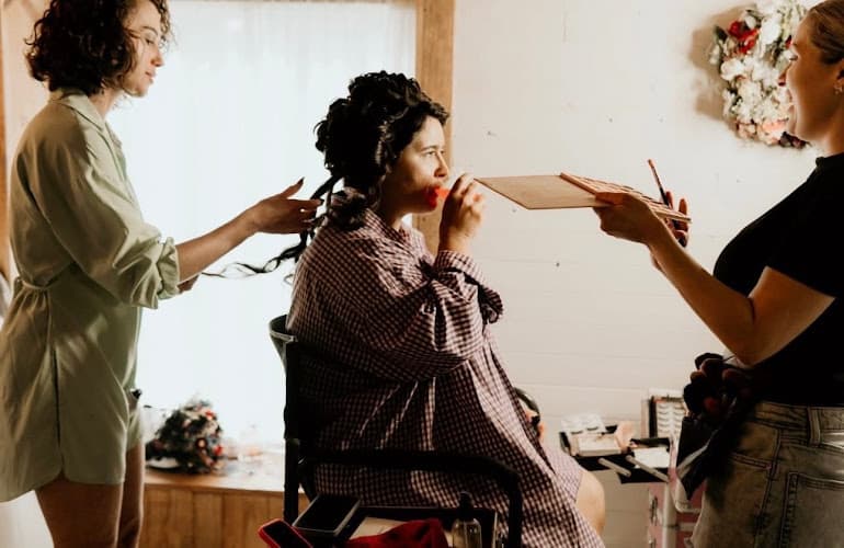 Salon Flourish