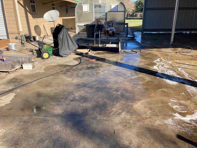 RightFlo Pressure Washing N Lawn Service LLC