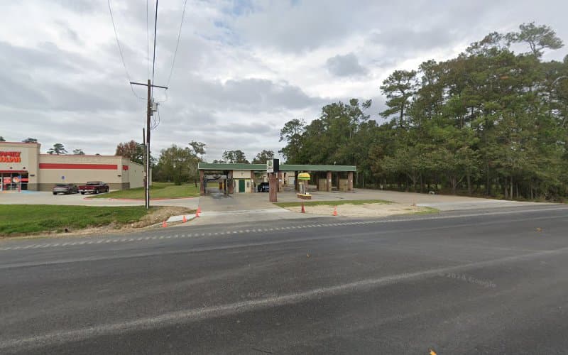Tropical Breeze Car Wash in Orange, TX