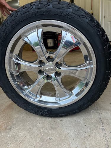 Sosa Tire Shop