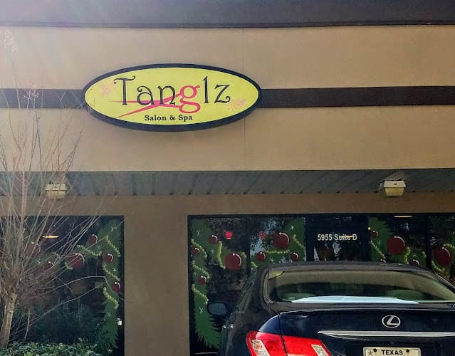 Tanglz Color Studio in Beaumont, TX