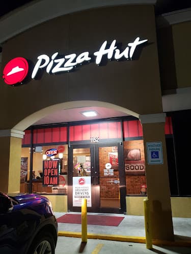 Pizza Hut in Bridge City, TX