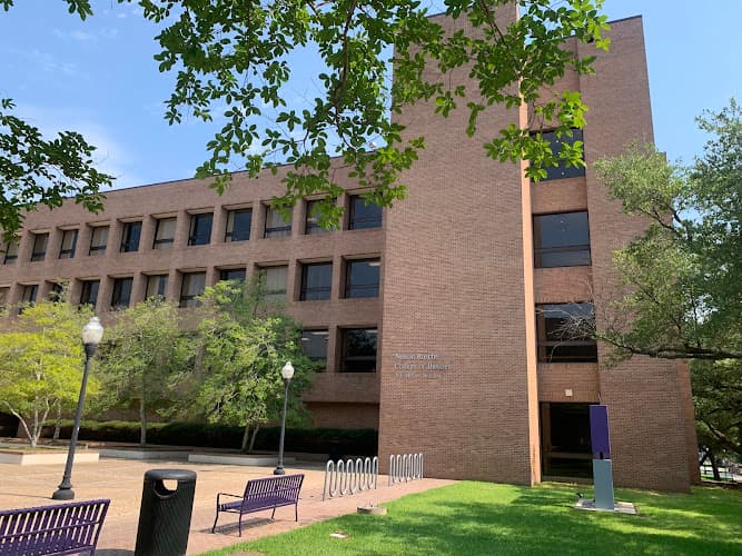 McGee Business Building