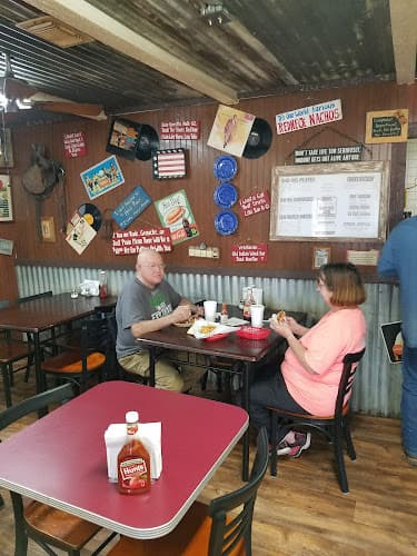 Chuck's BarBQ & Burgers