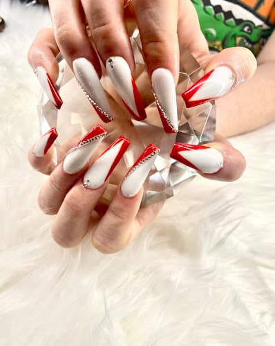 Lavish Nails