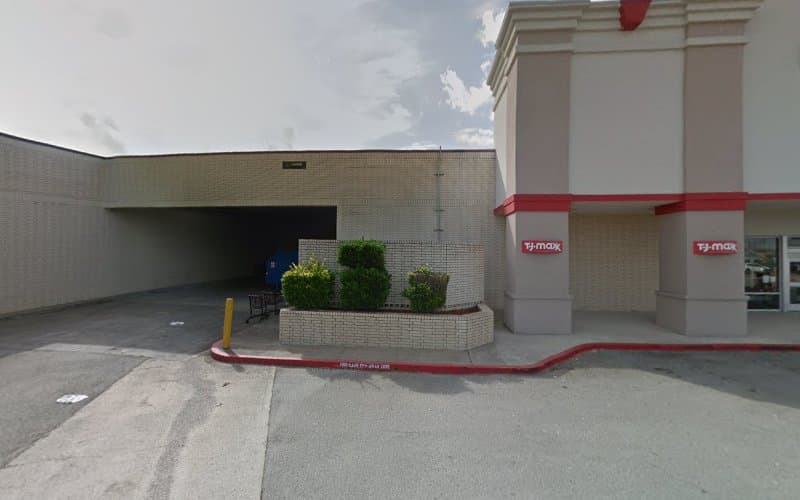 Pynk - Avenue in Port Arthur, TX