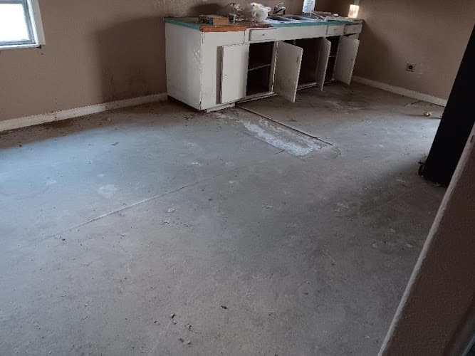 Vicki's clean up in Beaumont, TX