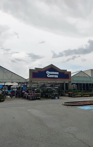 Lowe's Garden Center