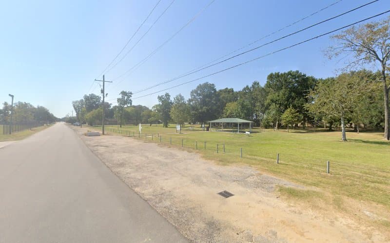 Reinstra Heritage Park in Nederland, TX
