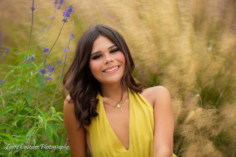 Laura Oglesbee Photography LLC