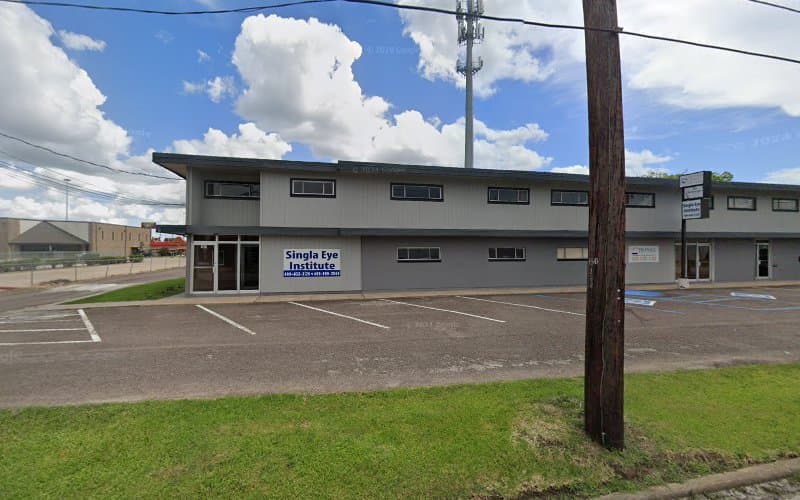 Singla Eye Institute: Nadimpalli Chitra V MD in Beaumont, TX