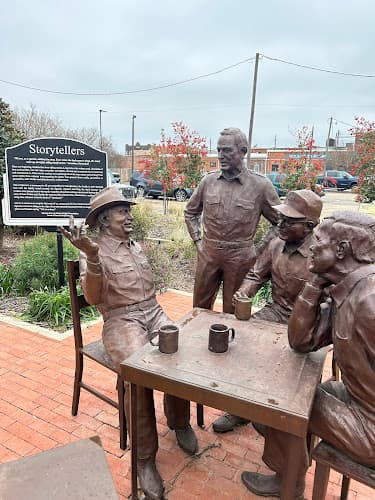 Storyteller Statue