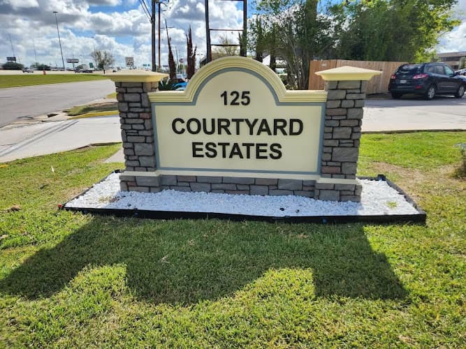 Courtyard Estates in Beaumont, TX