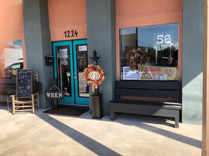Wren Boutique in Port Neches, TX