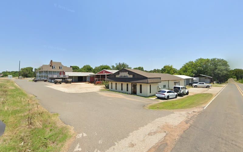 Reneau Roofing & Sheet Metal in Garrison, TX