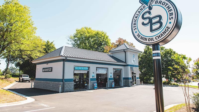 Strickland Brothers 10 Minute Oil Change in Port Arthur, TX