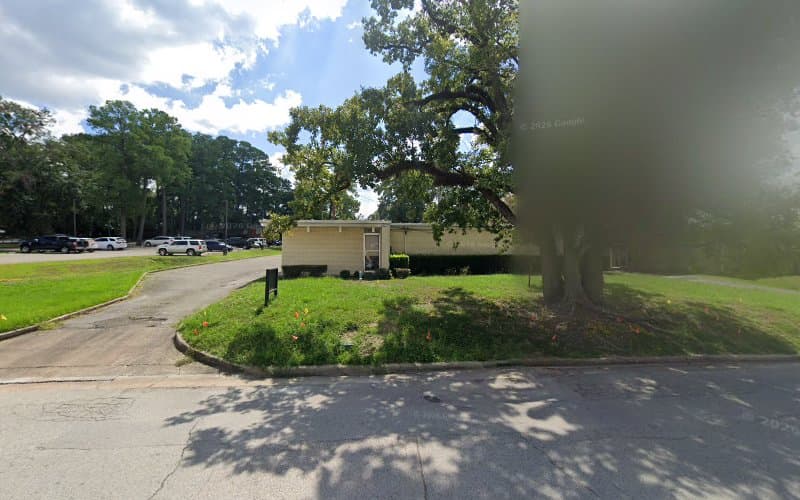 Dr. Varughese P. Samuel, MD in Lufkin, TX
