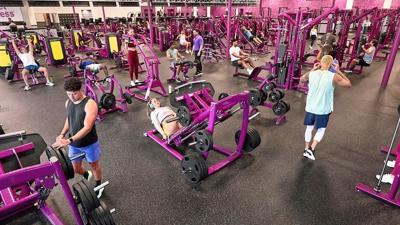 Planet Fitness in Orange, TX