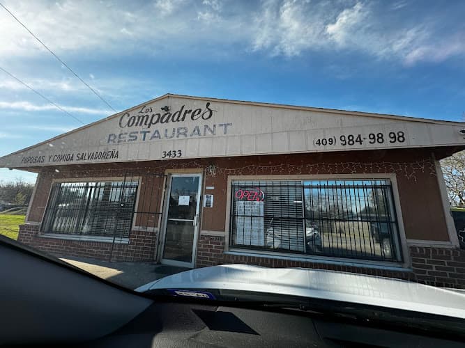 Los Compadres Pupuseria in Port Arthur, TX