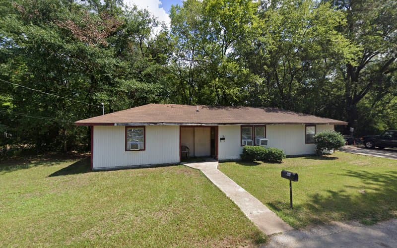 Pinewood Tax Service in Lufkin, TX