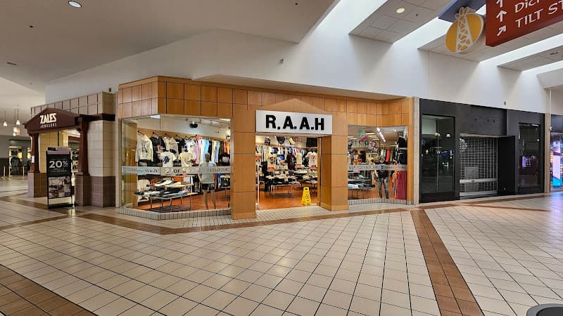 Raah Clothing in Beaumont, TX
