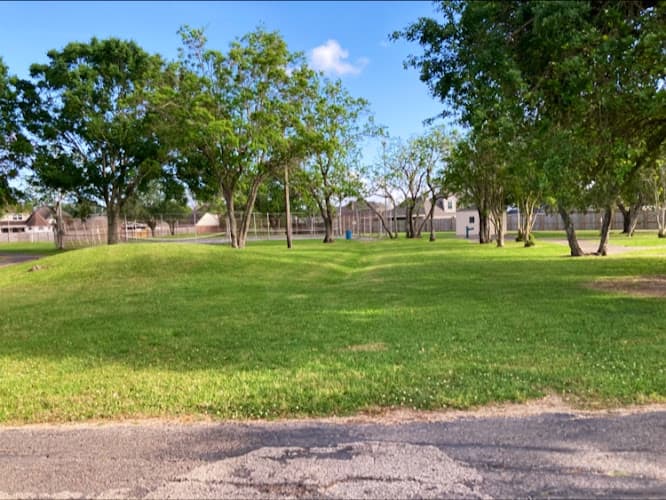 Meadowgreen Park in Port Neches, TX