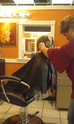 Lookin Good Salon