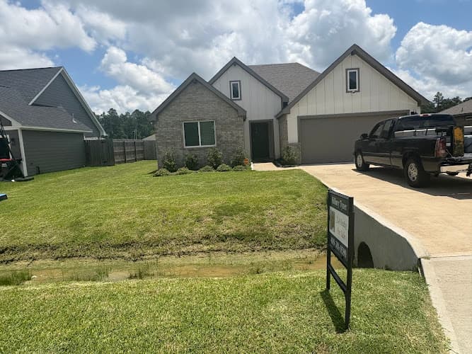 Jump For Joy Landscaping in Port Arthur, TX