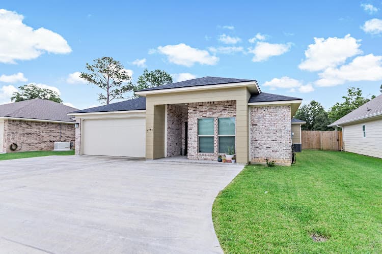 Lauren Jackson, REALTOR