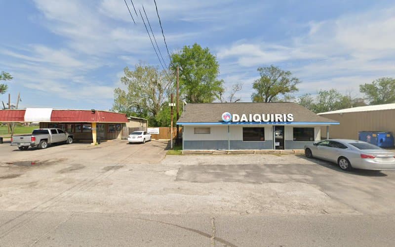 Barber Mike Wells in Orange, TX