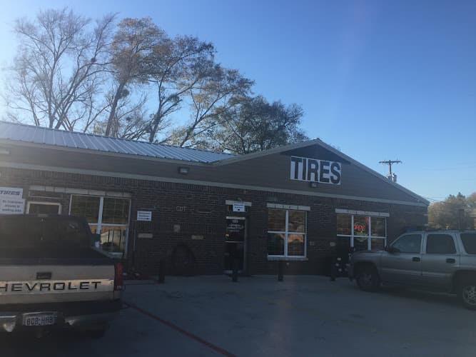Casa Della Tire Services L.L.C.