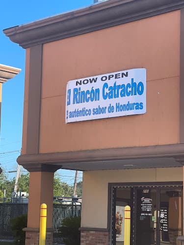 El Rincon catracho in Beaumont, TX