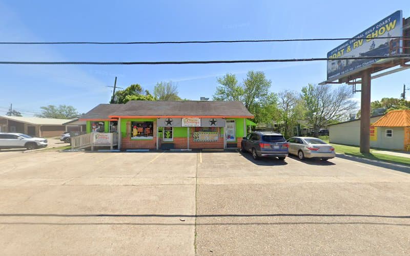 Twisted Vinyl Design Co. in Bridge City, TX