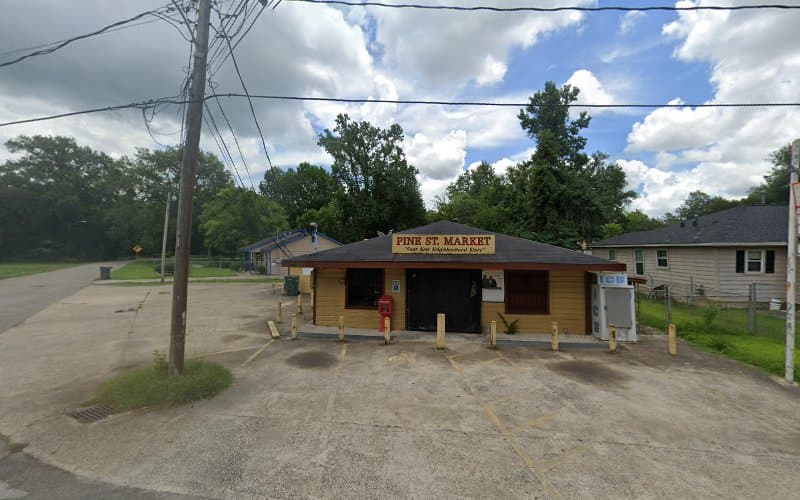 Pine Street Market in Beaumont, TX